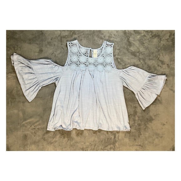 Time and Tru Tops - Time and Tru Women's Blue Cold Shoulder Blouse XXL